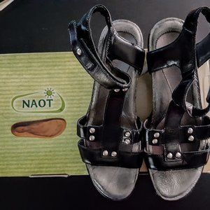 Naot Sandals Flirt - Size 37 - Color Black Madras